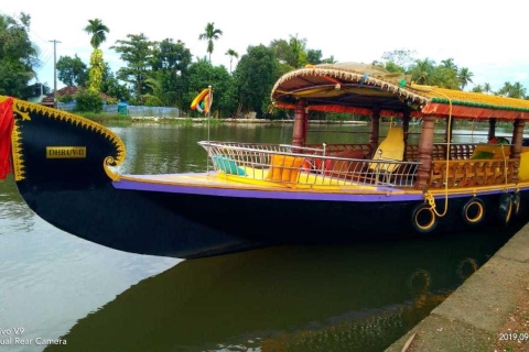 Alleppey/Alappuzha Backwaters : croisière en canoé ShikaraVisite privée avec prise en charge au port de Cochin