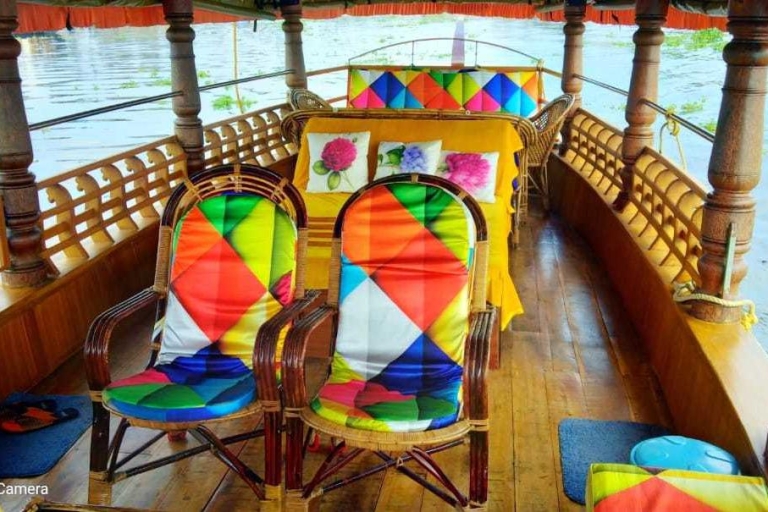 Alleppey / Alappuzha Backwater Canoe (Shikara) Cruise Private Tour with Pickup from Cochin Hotels