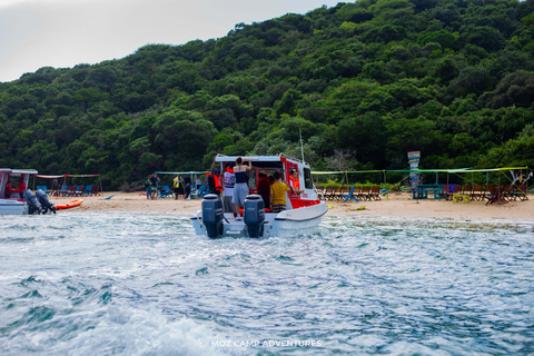 Maputo: Santa Maria Beach Cruise with Snorkeling & Brunch