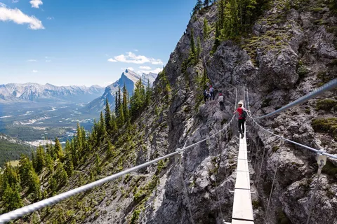 Banff: Escalada guiada de 2,5 ou 4 horas de Via Ferrata no Mount Norquay