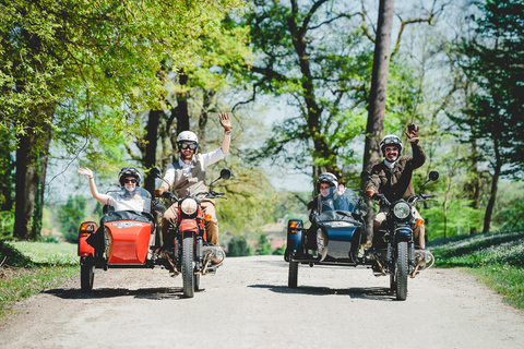 Au départ de Bordeaux : Tour du vignoble de Saint-Emilion en side-carVisite d'une demi-journée du vignoble de Saint-Emilion en side-car