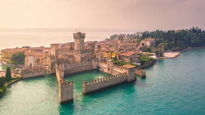 sirmione castles of lake garda motorboat tour