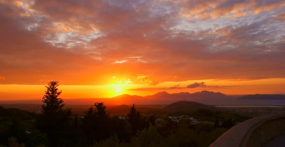 Kos: Roundtrip Bus Transfer to Mount Zia for Sunset Viewing