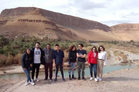 Desde Fez: Excursión de 4 días a Marrakech vía Merzouga y Gargantas