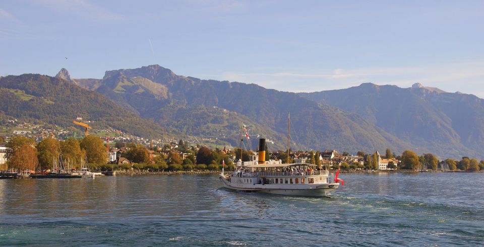 Lake Geneva: Explore Azure Waters and Scenic Beauty