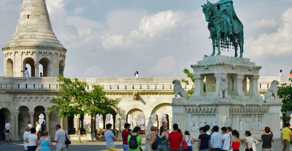 best walking tour of budapest