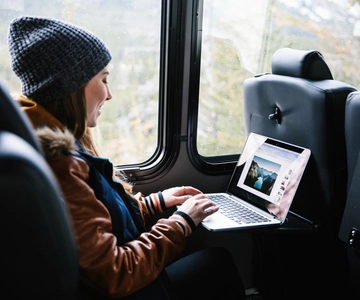From Calgary: Bus Transfer to Jasper