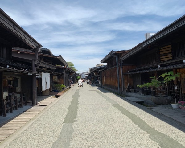 Visit Takayama Old Town Guided Walking Tour 45min. in Takayama