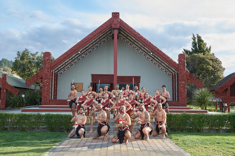 Te Puia: Te Pō-kvällstur, Hāngī och kulturell upplevelse