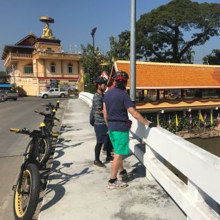 Chiang Mai: avventura in bici elettrica di mezza giornata sul fiume Ping