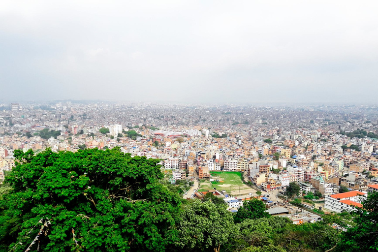 Viagem privada de meio dia a Kirtipur com degustação de comida Newari