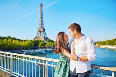 Paris: Romantic Seine River Cruise & Moulin Rouge Show