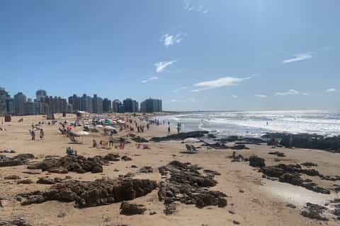 From Montevideo: Punta del Este Full-Day Tour