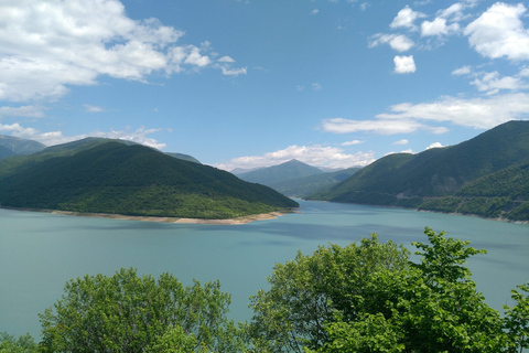 From Tbilisi: Kazbegi Tour - Zhinvali - Ananuri - GudauriKazbegi: Tour from Tbilisi to the Caucasus Mountains