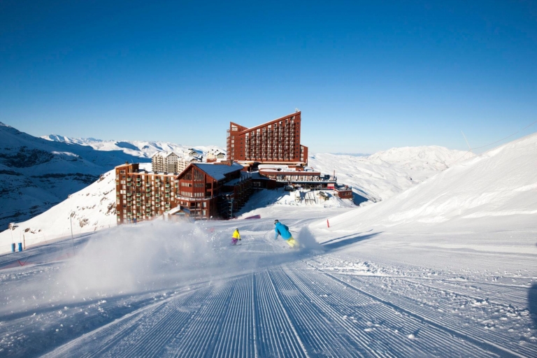Santiago : Excursion d'une journée à Valle Nevado et au centre de ski de FarellonesExcursion d'une journée en groupe partagé