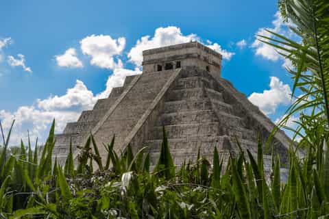 Cancun: Chichen Itzá en Holbox Island Tour op hele dag