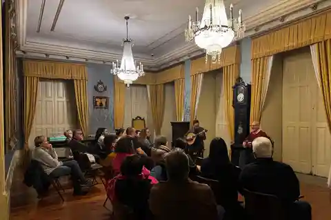 Porto: Fado Show, Port Wine and Trindade Complex Tour