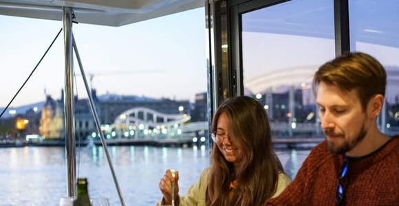 Barcelona: Lunch or Dinner on the Mediterranean Sailing Tour