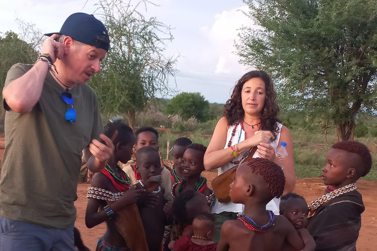 Wycieczki plemienne do doliny Omo z 2 noclegami i 3 dniami z JinkaWycieczki plemienne do doliny Omo z Jinka 2 noce/3 dni Adventure