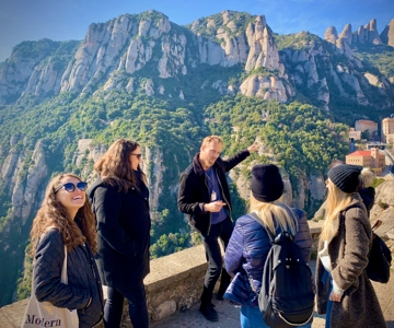 Barcelona: Montserrat Trip with Transport & Basilica Option