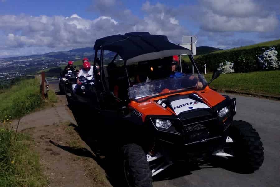 Buggy|Quad|Jeep Küste zu Küste Tour (Ribeira Grande) ab 4x4. Foto: GetYourGuide