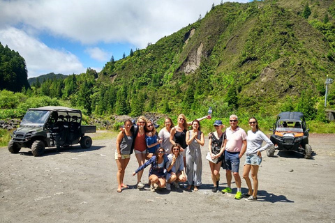 São Miguel: tour de medio día en buggy de costa a costa