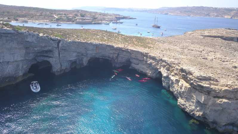 Malta: tour in barca della baia di Santa Maria, delle lagune e delle grotte