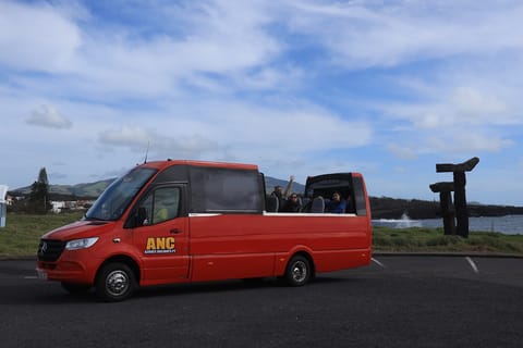 From Ponta Delgada: São Roque-Praia do Pópulo Minibus Tour