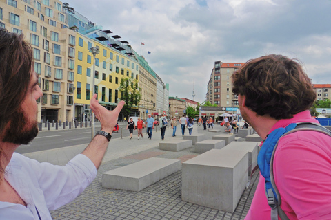 Berlin: Historische Sehenswürdigkeiten & Berliner Mauer Tour mit einem Berliner