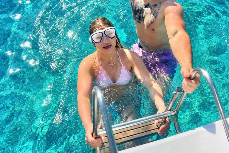 Comino: Private Blue Lagoon, Crystal Lagoon & Sea Caves Tour