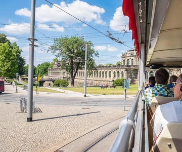 Dresden: Hop-On Hop-Off Sightseeing Bus Tickets