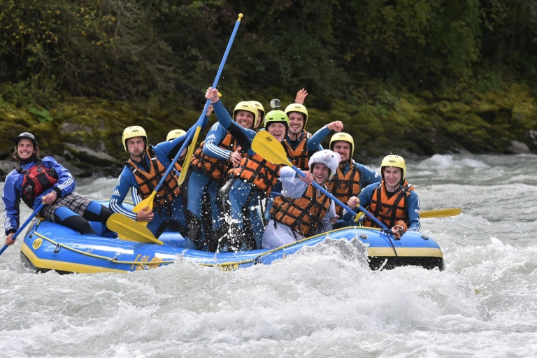 Imster Schlucht: Wildwasser-Rafting in den Tiroler AlpenFamilien-Rafting-Erlebnis