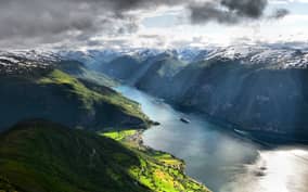 From Bergen: Private Guided Day Trip to Sognefjord