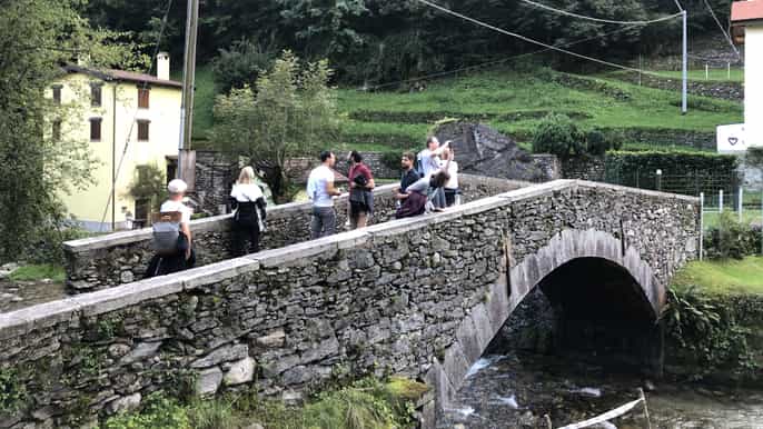 val senagra el recorrido por el valle encantado