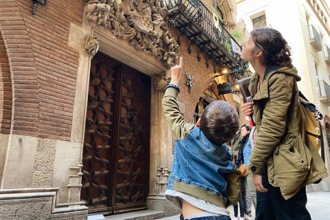 Barcelona: tour privado por la ciudad para familiasBarcelona: tour privado por la ciudad para familias en inglés