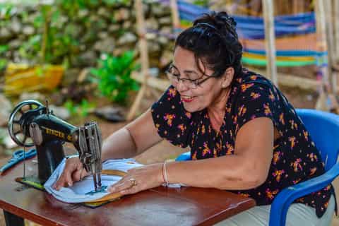 From Merida: Visit to Ek Balam Community & Cenote Tour