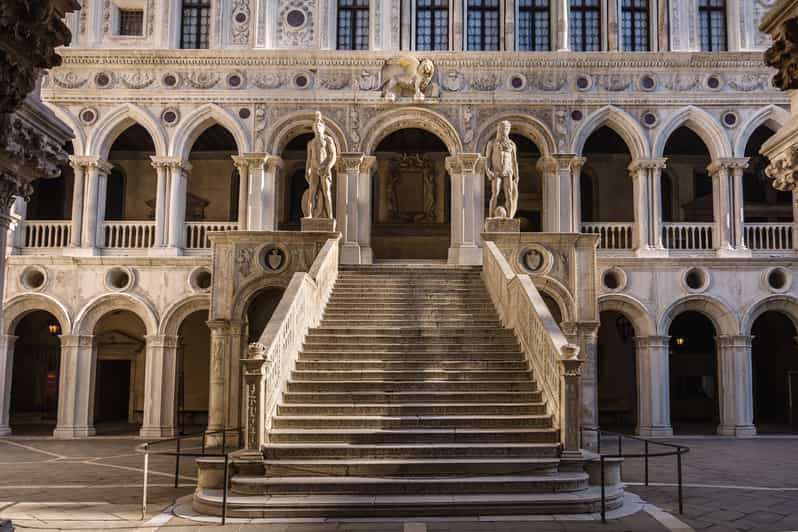 Venecia Palacio Ducal Basílica De San Marcos Y Paseo En Góndola Getyourguide 9765