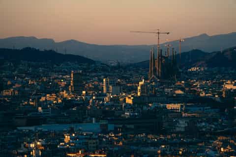 Barcellona: tour della Sagrada Familia con ingresso prioritario per piccoli gruppi