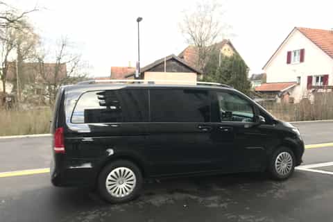 Zurich Airport: Private Transfer to/from Lucerne