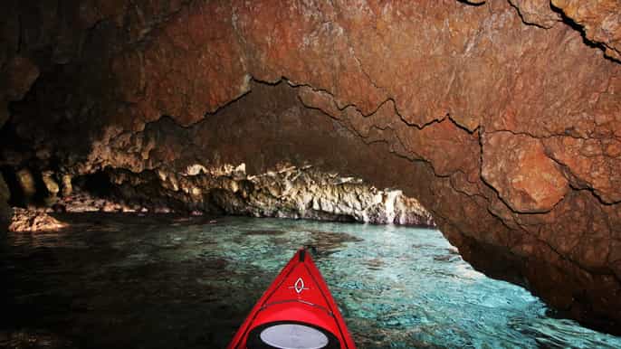 Ibiza: 3-Hour Cliff Kayaking Tour with Snorkeling