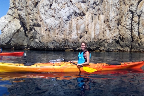 Ibiza: tour de 3 horas en kayak por el acantilado con esnórquelIbiza: Excursión de 3 horas en kayak por los acantilados con snorkel