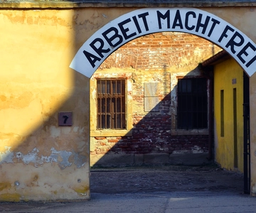 Terezin: Guided Tour of the Concentration Camp and Museum