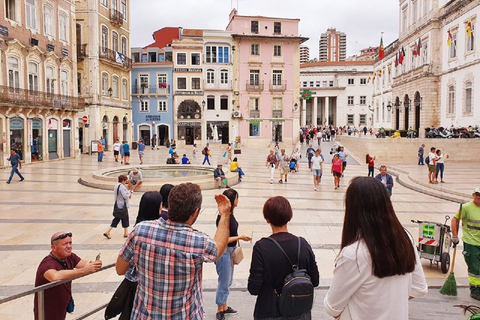 Vanuit Porto: dagtocht naar Fátima en CoimbraTour met ontmoetingspunt