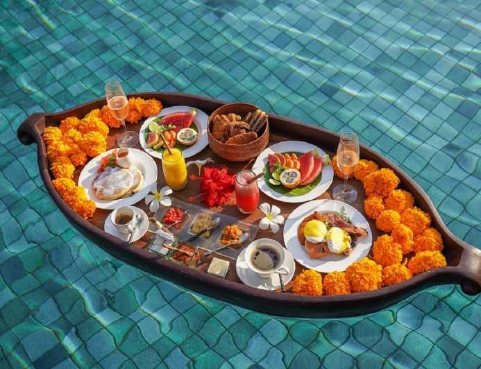 Ubud: Romantic Spa and Floating Breakfast in Petal Pool | GetYourGuide
