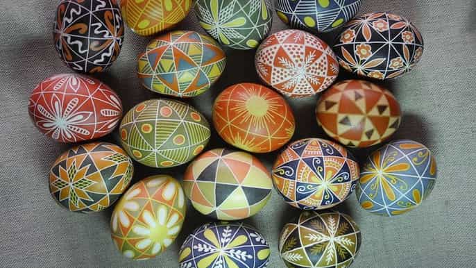 easter eggs painting workshop in kiev