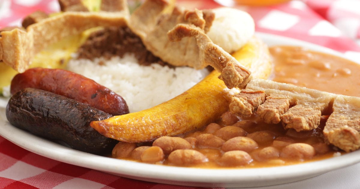 Medellín: clase de cocina privada y degustación de frutas | GetYourGuide