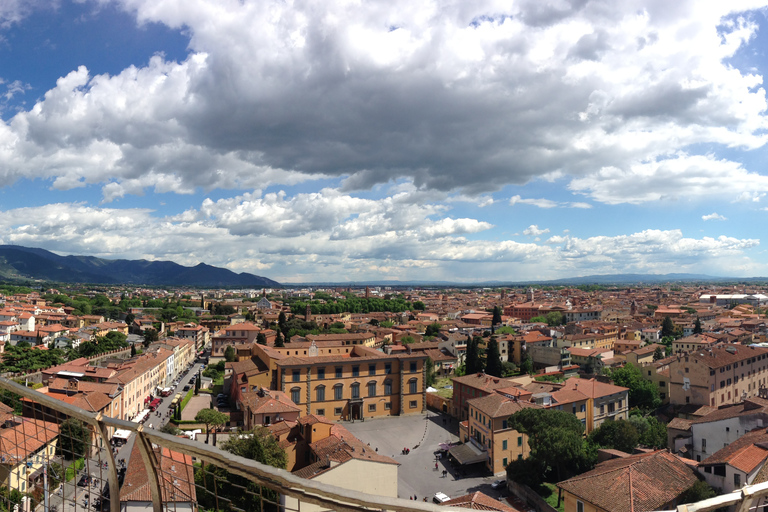 Pisa: tour panoramico a piediPisa: giro turistico a piedi