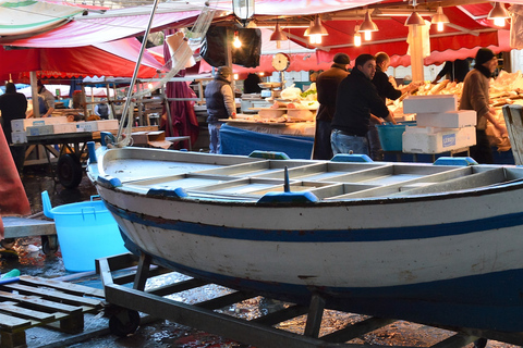 Catania: Abend Stadtgeheimnisse und Aperitif Tour