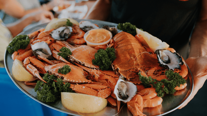 mooloolaba seafood lunch cruise