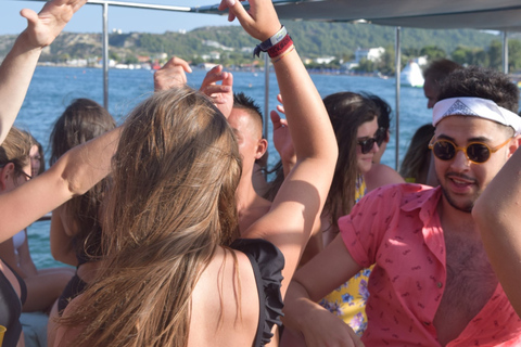 Rhodos: partybootcruise met live DJRhodos: partybootcruise met live dj